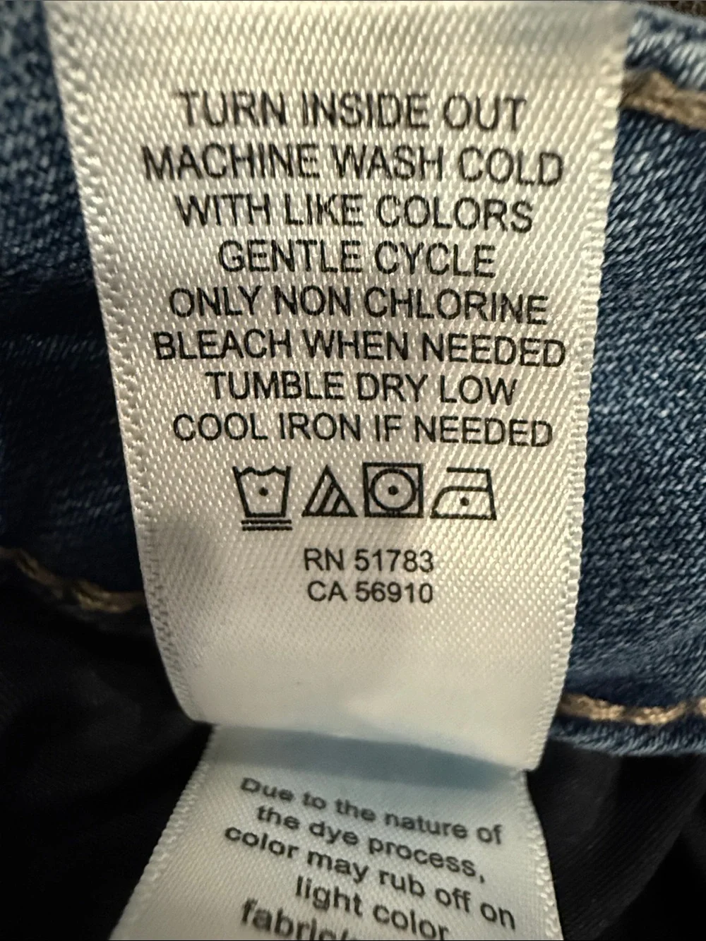 M Jeans by Maurices Classic Light Blue Denim Women's Shorts Size 4